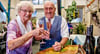 Erika und Heinz Semmner feiern in der Event-Weinschmiede von Edelfried Schimmel in Reuden ihre Eiserne Hochzeit.  