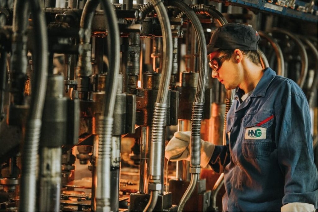 Kernstück der Produktion: der große Schmelzofen bei der BA Glass Gardelegen. Das Unternehmen geht offenbar unsicheren Zeiten entgegen.