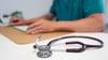 Auf einen Hausarzt kommen in Thüringen knapp 1.300 Patienten - das liegt etwas über dem Bundesdurchschnitt. (Symbolbild)