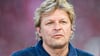 Schalkes Sportdirektor Youri Mulder freut sich über noch einen weiteren Neuzugang für den Angriff.