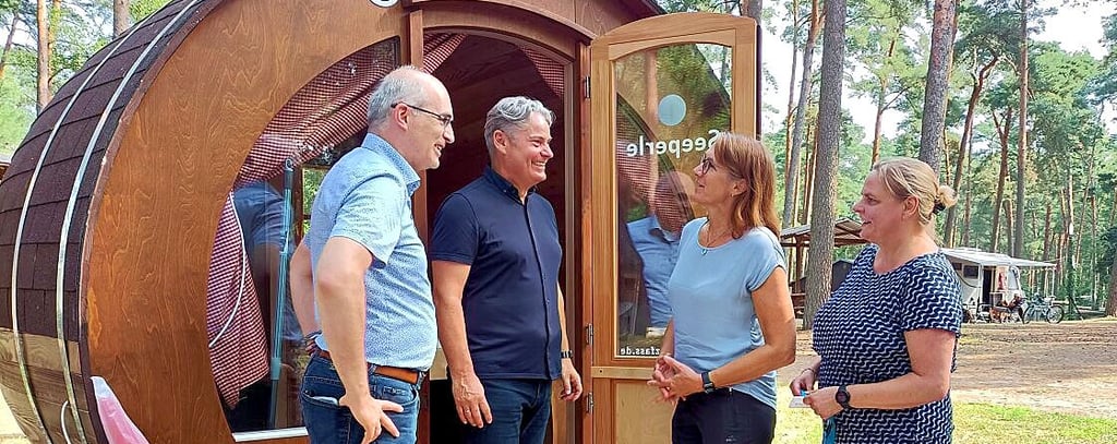 Das Aufstellen von Schlaffässern gehört zur Weiterentwicklung.