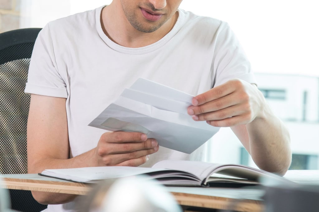 Wer verpflichtet ist, eine Steuererklärung abzugeben, das aber versäumt, muss damit rechnen, dass das Finanzamt die Steuerschuld schätzt.