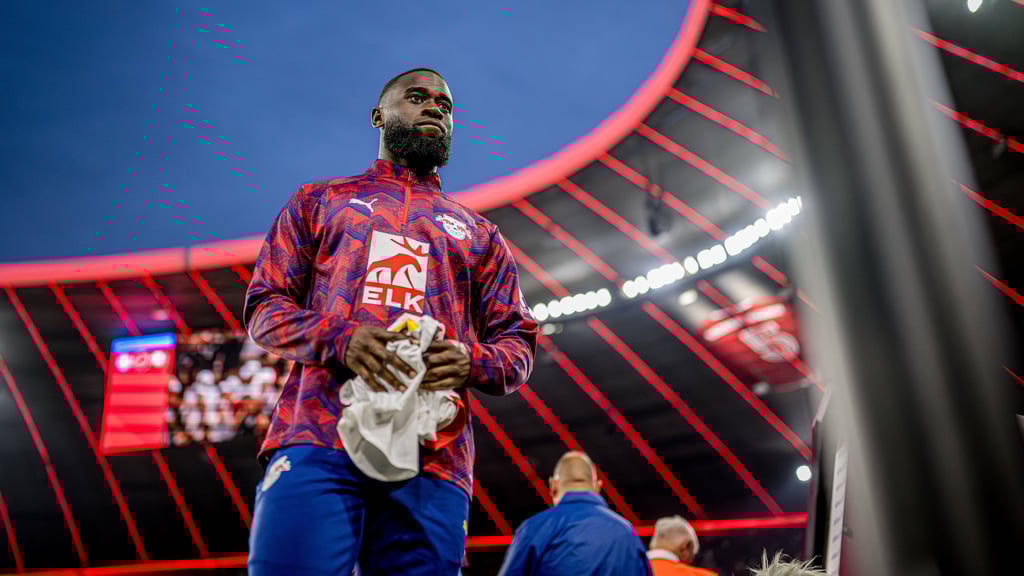 Geertruida spielt jetzt für Sunderland.