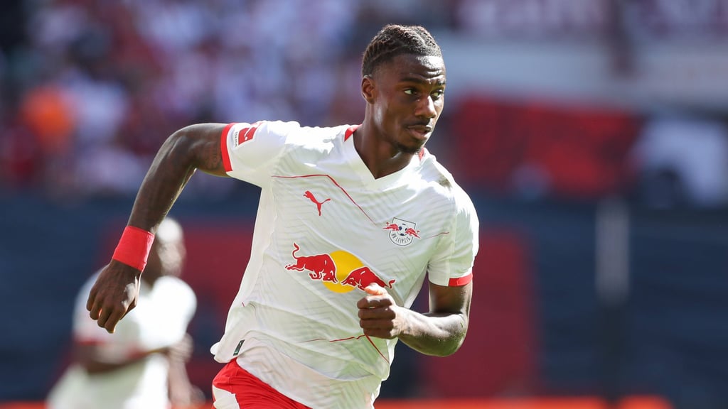 Brach sich beim Heim-Debüt die Hand: Ezechiel Banzuzi.