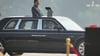 Der chinesische Präsident Xi Jinping fährt die Militärparade zum 80. Jahrestag der Kapitulation Japans im Zweiten Weltkrieg in Peking ab.