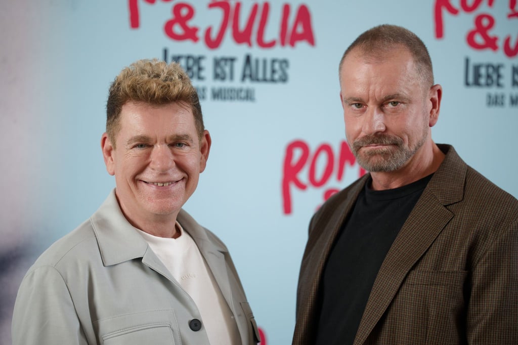Das Musical „Romeo & Julia – Liebe ist alles“ von Peter Plate (links) und Ulf Leo Sommer geht bald auf Tournee.