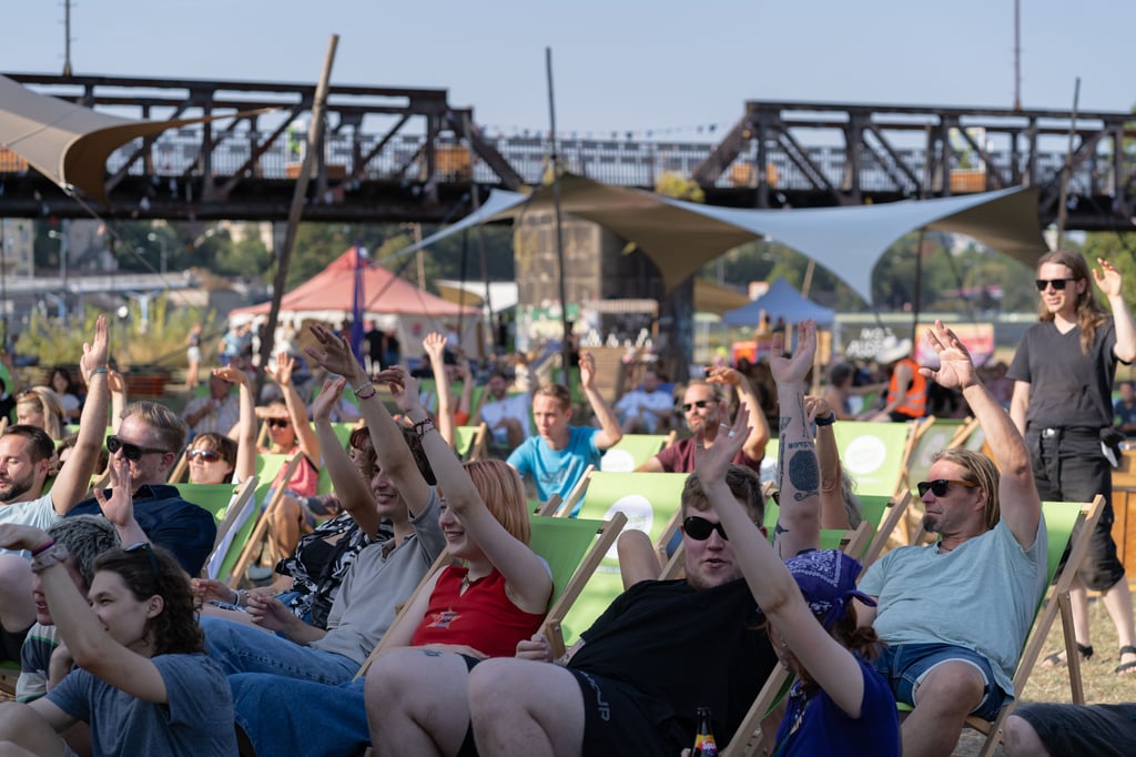 Beim Kulturbrücke Festival an der Hubbrücke kommen seit 2020 Jahren mehr als 1.000 Menschen zusammen.