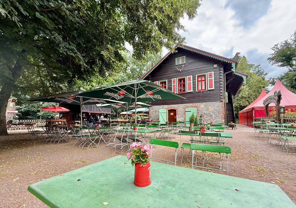 Das Forsthaus „Leiner Berg“ lädt zum Großen Fest der Blasmusik.