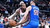 Kawhi Leonard - hier gegen Isaiah Hartenstein - ist der wichtigste Spieler der LA Clippers. (Archiv-Foto)