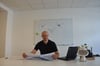 Lars Fröhlich, Inhaber von „AufTrab Nachhilfe“, hat Ende August 2025 einen Standort in Oschersleben eröffnet.