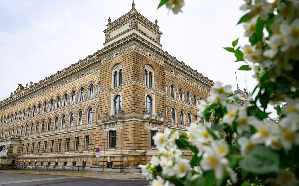 Im ersten Halbjahr 2025 gingen bei den Staatsanwaltschaften in Sachsen rund 132.000 neue Verfahren ein. (Archivbild)