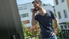 Eine Marktanalyse zeigt, dass sich mehr als jeder dritte Handytarif nach 24 Monaten verteuert.