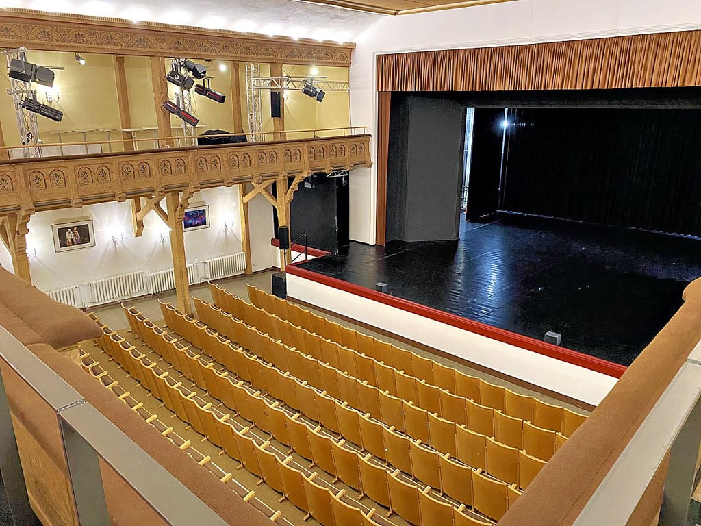 Ein Blick in den Saal des Salzlandtheaters in Staßfurts Tränental.