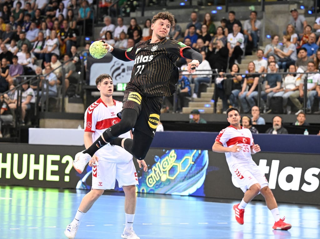 Auch elf Tore von Nationalspieler Marko Grgic reichten der SG Flensburg-Handewitt gegen den TVB Stuttgart nicht zum ersten Saisonsieg.