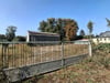 Auf diesem Grundstück neben dem Festplatz Masche möchte ein Investor aus Neuenhofe einen barrierefreien Wohnkomplex mit Tagespflege bauen.