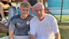 Im Türkeiurlaub traf der Alslebener Kicker Tim Schernich auf Fußballstar Mario Basler. 