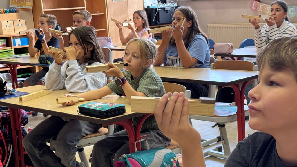 Die Klasse 4b der Grundschule "Miriam Lundner" in Halberstadt probt für das große Melopipe-Konzert zum Orgeltag in Halberstadts Dom.