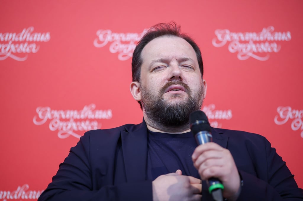 Andris Nelsons’ Vertrag als Gewandhauskapellmeister ist bis Ende Juli 2032 verlängert. (Archivbild)