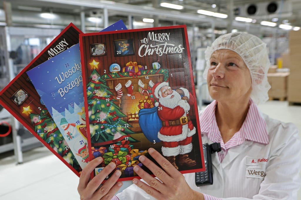 Der Betrieb in Wernigerode gehört weltweit zu den größten Produzenten von Adventskalendern.