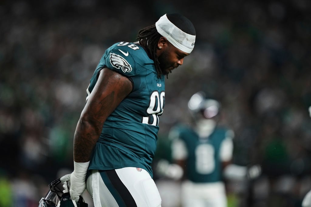 Jalen Carter hatte sich zum NFL-Auftakt nicht im Griff und flog vom Platz.