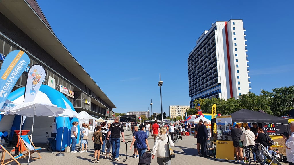 Festgelände: An diesem Samstag soll auf dem Platz vor dem Neustadt Centrum wieder gefeiert werden.