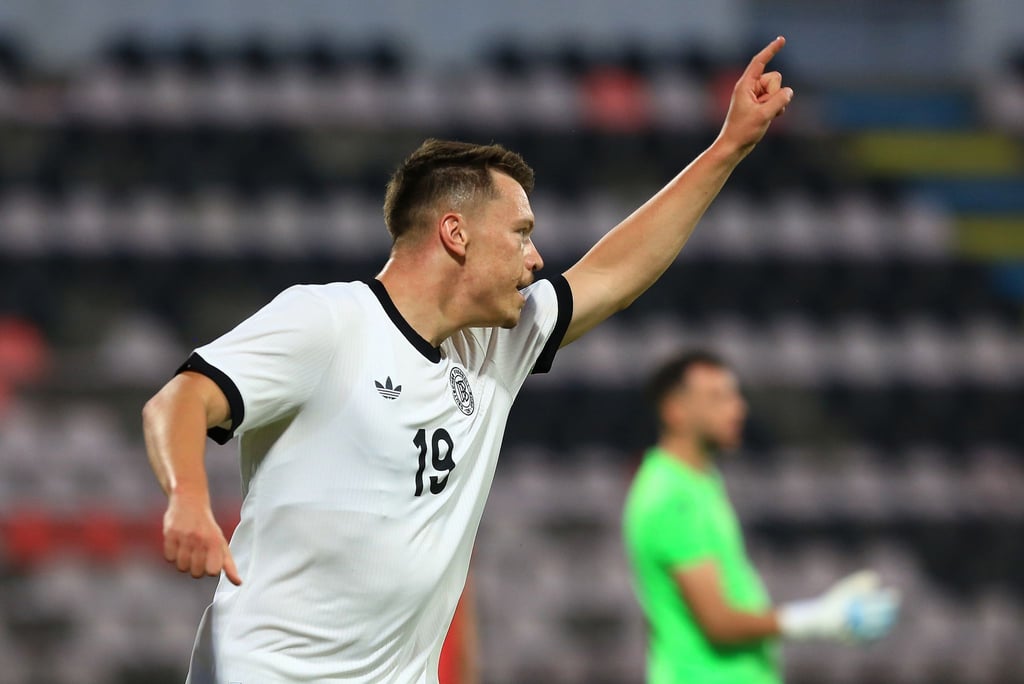 Dzenan Pejcinovic trifft beim U21-Debüt.
