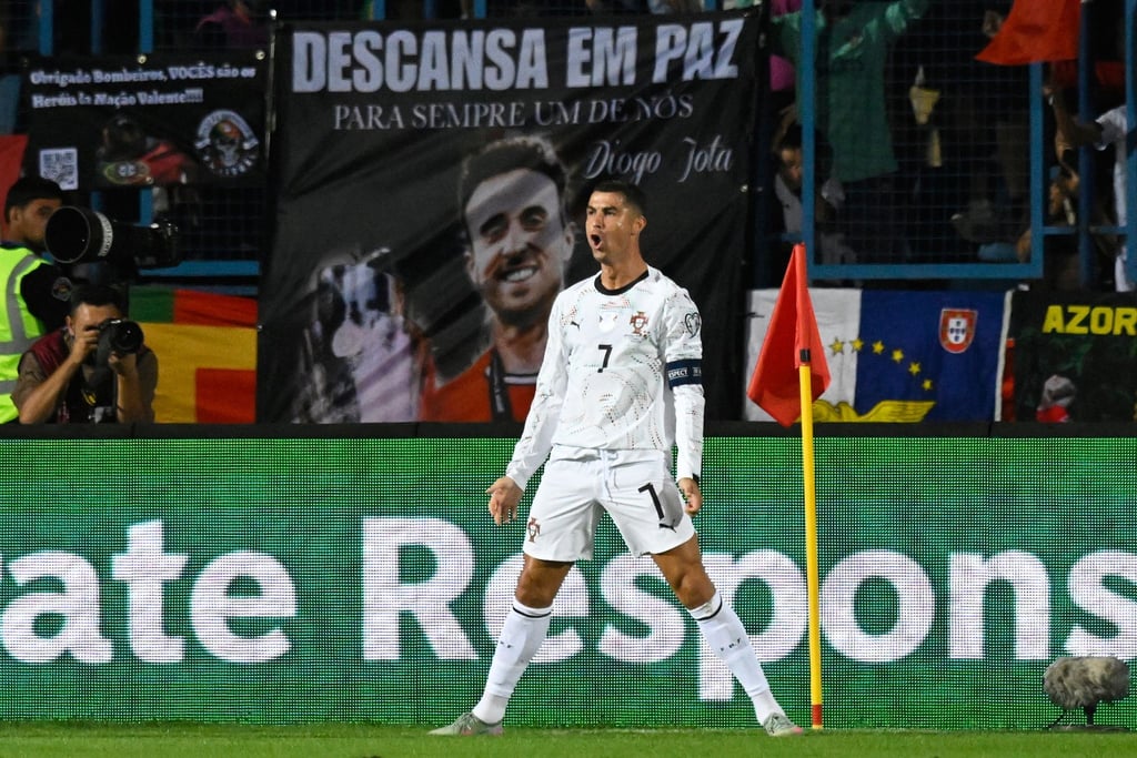 Cristian Ronaldo widmete seinen Treffer zum 3:0 dem verstorbenen Diogo Jota.