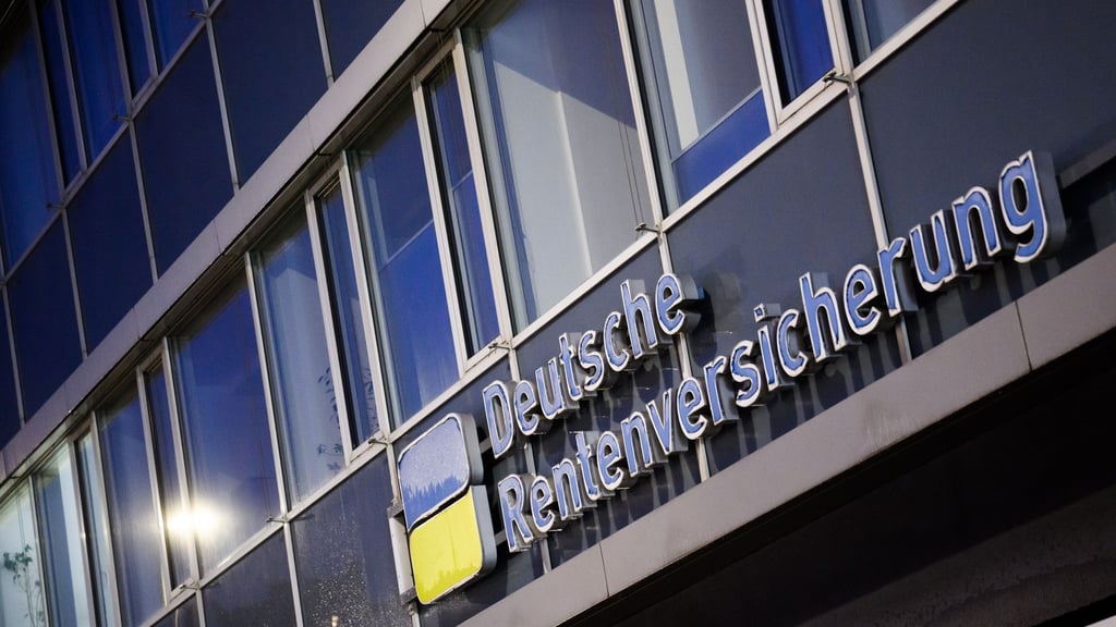 Beratung lohnt sich: Nicht immer rentieren sich nämlich freiwillige Einzahlungen in die Rentenkasse.