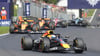 Nach seinem Manöver beim Start gab Verstappen kurz die Führung wieder her.
