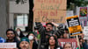 Trump demonstriert seine Macht - und in Chicago kocht die Stimmung hoch.
