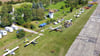 Rund 20 Flugzeuge kamen zur Abschiedsfeier des Flugsportvereins auf den Flugplatz in Köthen, darunter drei Jak 52 vom „Sternmotorentreffen“, das zur selben Zeit auf dem Flugplatz in Ballenstedt am Harz stattgefunden hat.