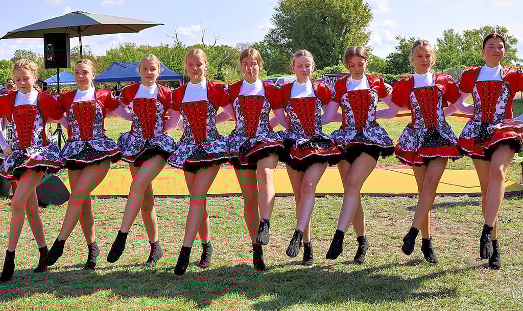 Auch die Juniorengarde des NCC trat zum Kultur- und Sporttag auf.