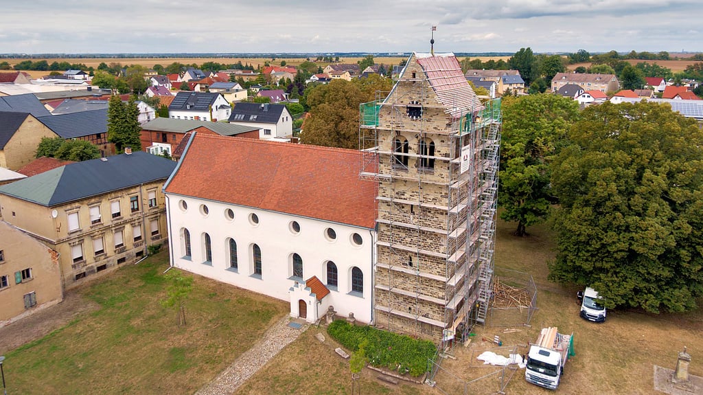 Sobald der Turm fertig restauriert ist, soll das Kirchturmfest der Startschuss für das Ortsjubiläum sein.