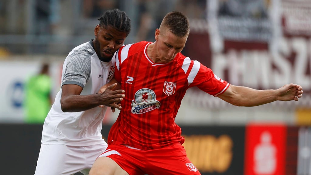 Pascal Schmedemann (r.) wird dem HFC wochenlang fehlen.