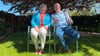 Fidelio und Marina Ihle finden im Garten unter der markanten Blutbuche Ruhe und Zeit füreinander.