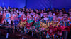 Aufgeregt und mit großer Freude verfolgen die Kinder das Programm unter dem Dach des Zirkuszeltes. Sie selbst sind gleich zweimal am Freitag die Akteure und stehen im Mittelpunkt. 