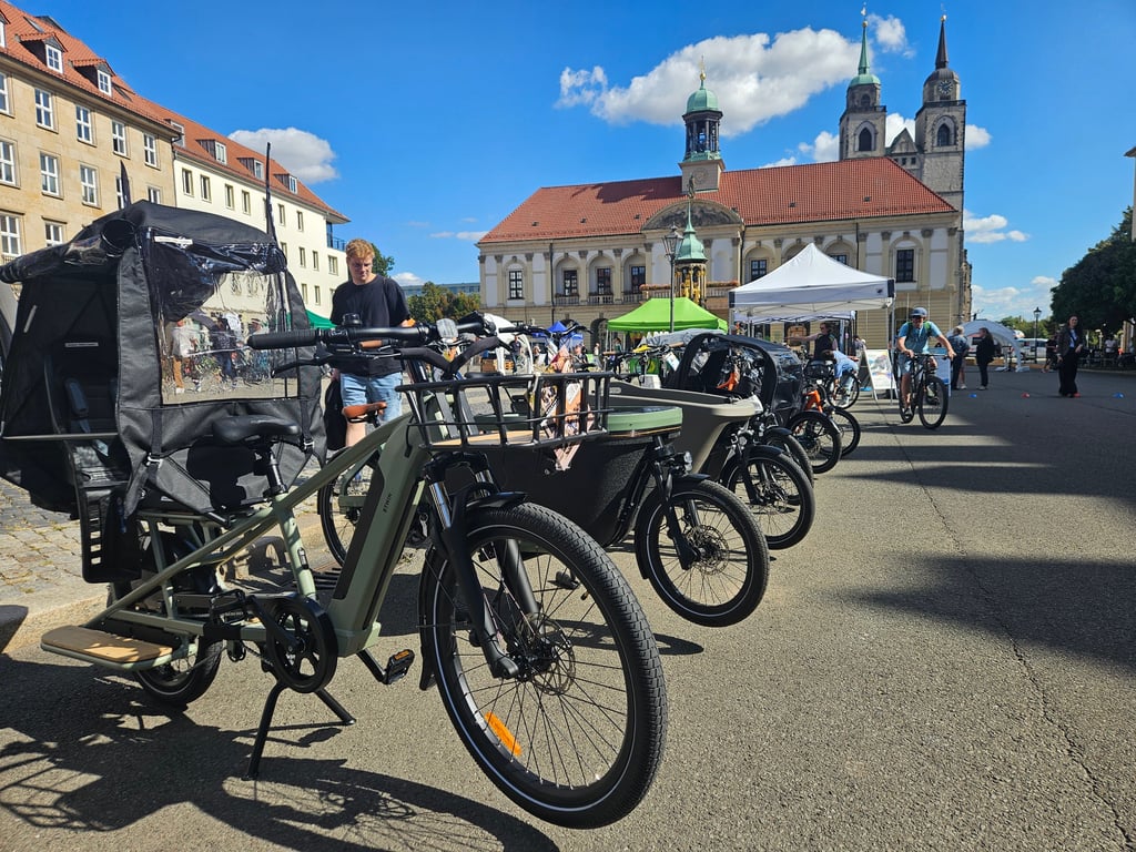 Fahrradaktionstag Magdeburg 2025: Gezeigt wurden auch Lastenräder.