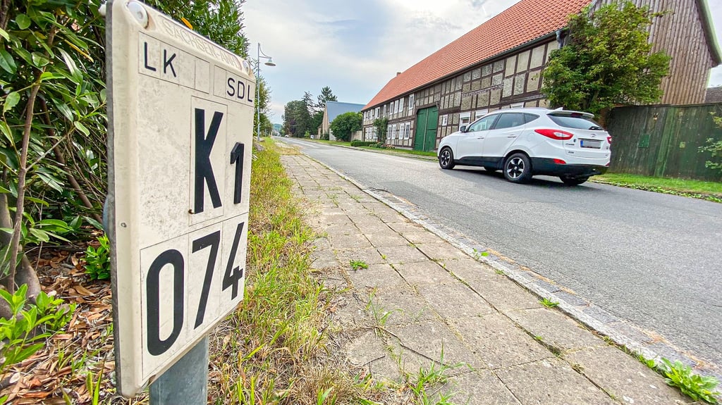 1,5 Millionen Euro wird der Landkreis Stendal in die Erneuerung der Schmersauer Ortsdurchfahrt investieren.