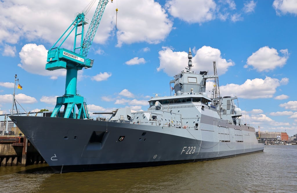 Der Rüstungskonzern Rheinmetall will in den Marine-Bereich einsteigen und erwägt eine Übernahme der Lürssen-Militärwerften. (Archivbild)