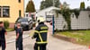 Beim Feuer in der Berliner Straße sind viele Kräfte im Einsatz.