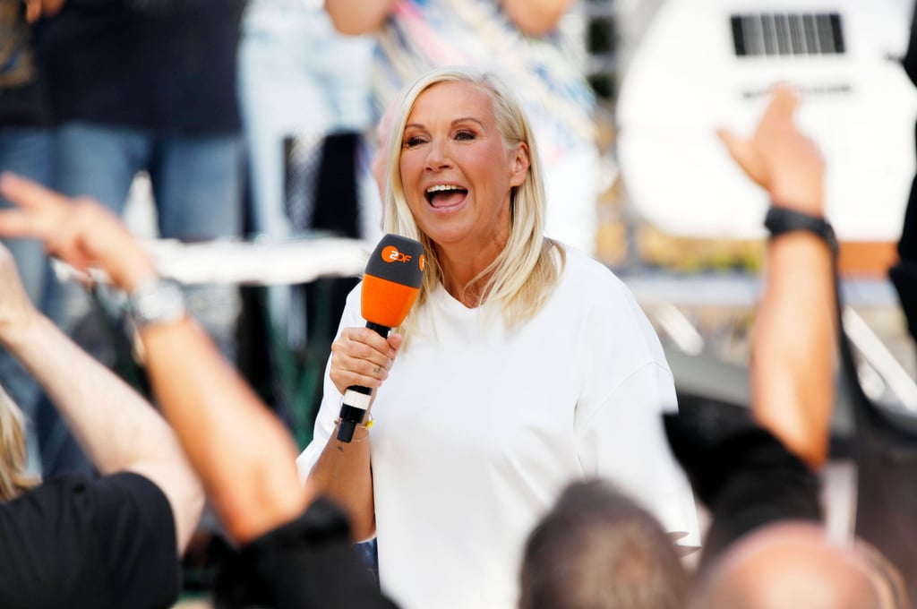 Moderatorin Andrea Kiewel begrüßt am Sonntag, dem 21. September, wieder zahlreiche Gäste im "ZDF-Fernsehgarten".
