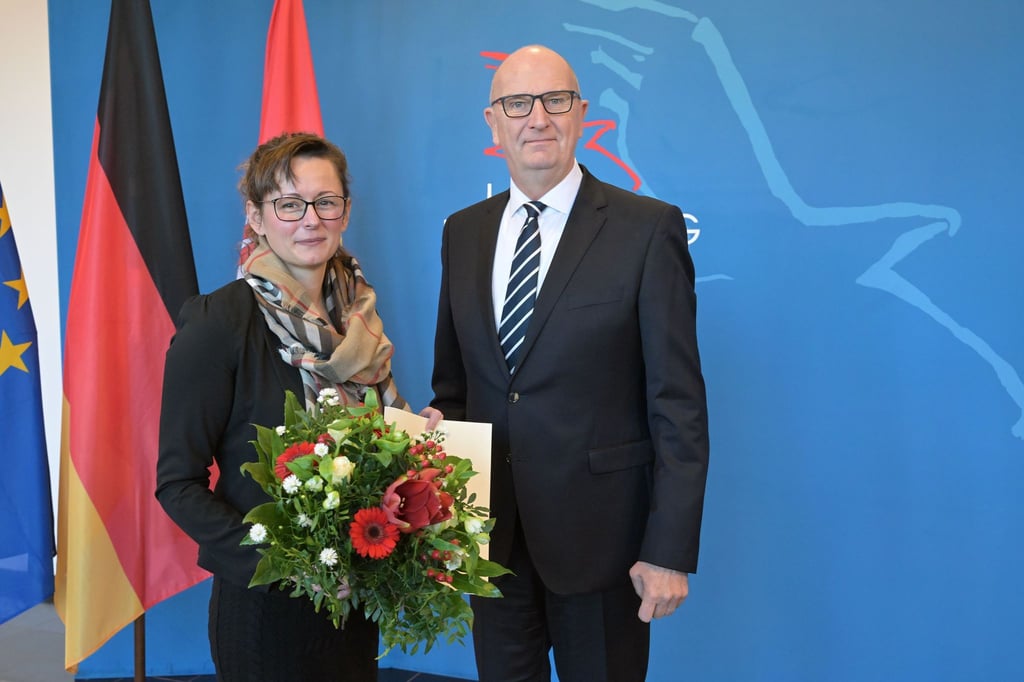 Brandenburgs Ministerpräsident Dietmar Woidke äußert sich zur Frage der Zukunft des Staatssekretärs von Agrarministerin Hanka Mittelstädt (beide SPD)(Archivbild).
