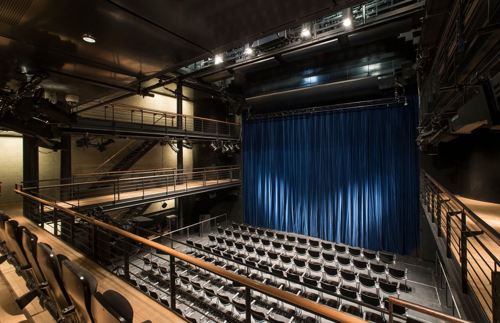 Im Kleinen Haus des Staatstheaters Braunschweig wird im November der Wilhelm-Raabe-Literaturpreis an Jonas Lüscher verliehen.