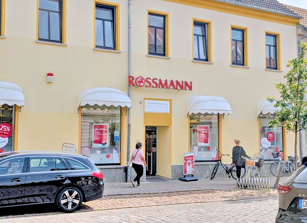 Seit 1993 gibt es die Akener FIliale, die sich in der Köthener Straße befindet.