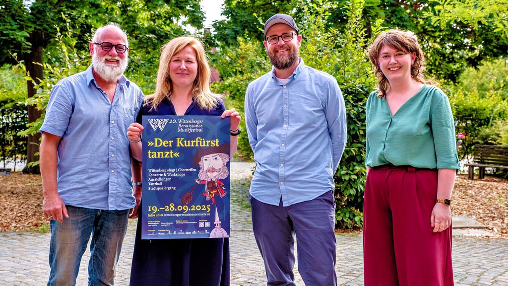 Stellen das Festival-Programm vor: Thomas Höhne, Sandra Wilking, Oliver Kügler und Isabella Guzy (v.l.)