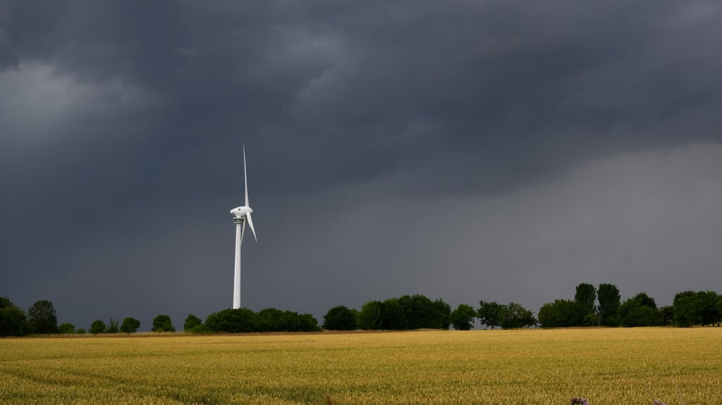 Nach der Sonne kommen Regen und Gewitter: Das Wetter zeigt sich in Sachsen-Anhalt im September wechselhaft.