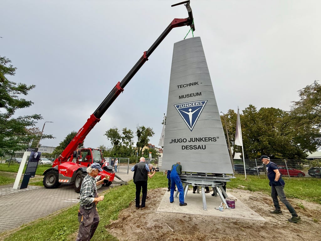 Das Dessauer Technikmuseum „Hugo Junkers“ hat einen neuen Hingucker im Eingangsbereich.