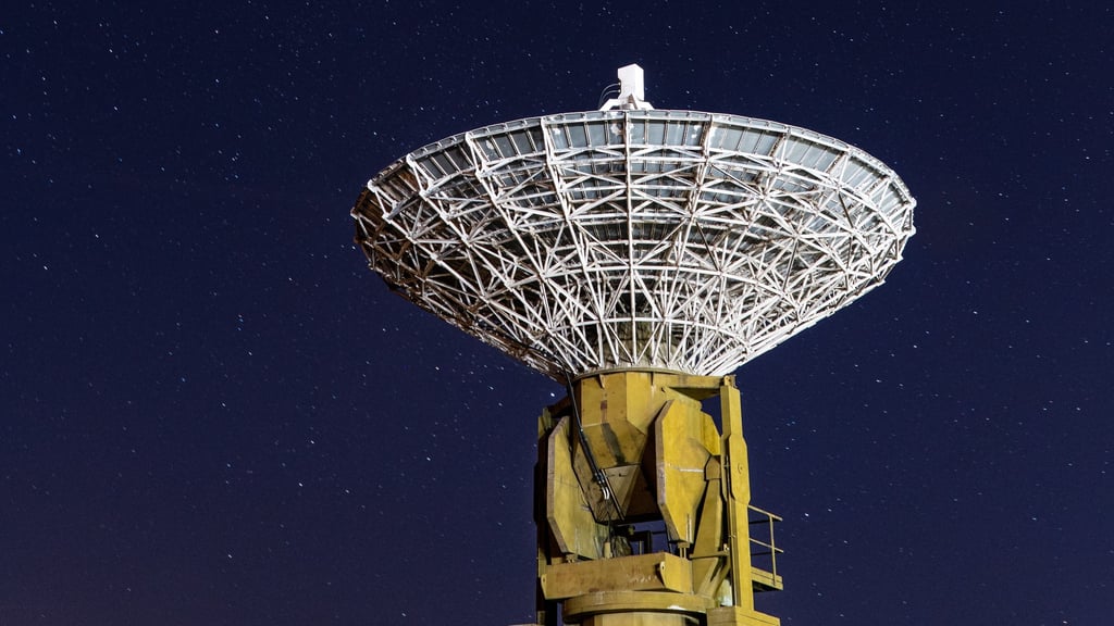 Die Ortsgruppe des Deutschen Amateur-Radio-Clubs in Dessau lädt zum Tag des offenen Denkmals 2025 die Besucher dazu ein, selbst hinaus in die Welt zu funken.