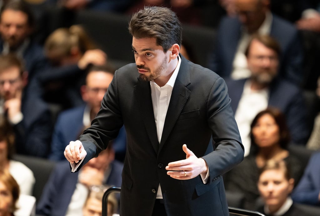 Lahav Shani ist beim Festival nicht willkommen. (Archivbild)