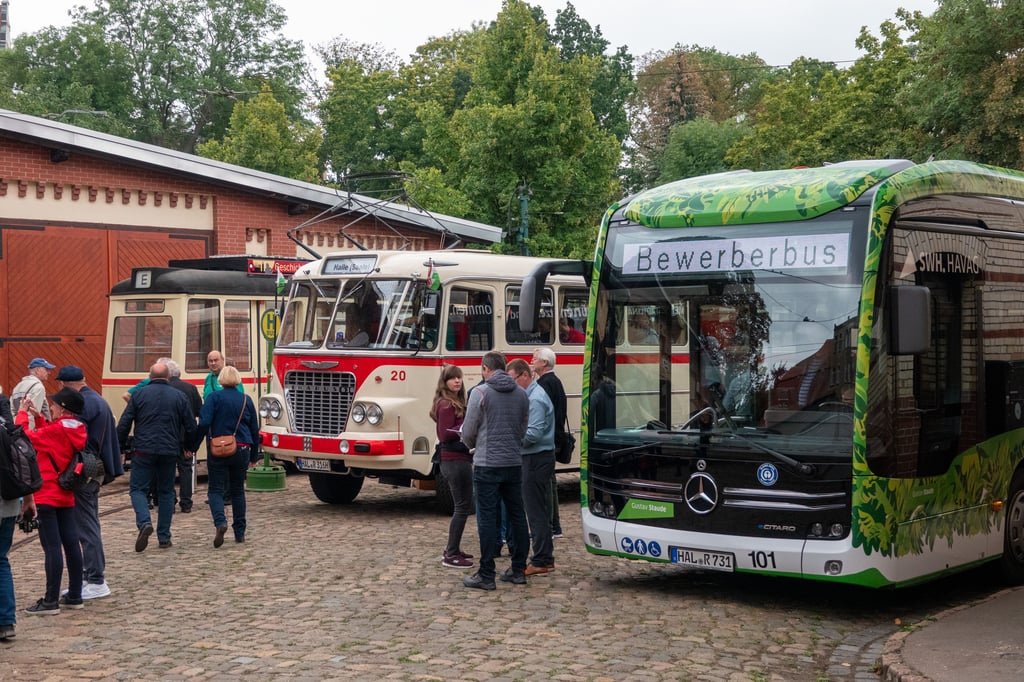 Das Historische Straßenbahndepot in Halle bietet zum Tag des offenen Denkmals Fahrten in historischen Fahrzeugen an.